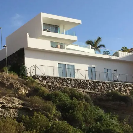The Pearl Villa