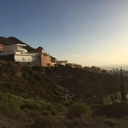 The Pearl Villa *